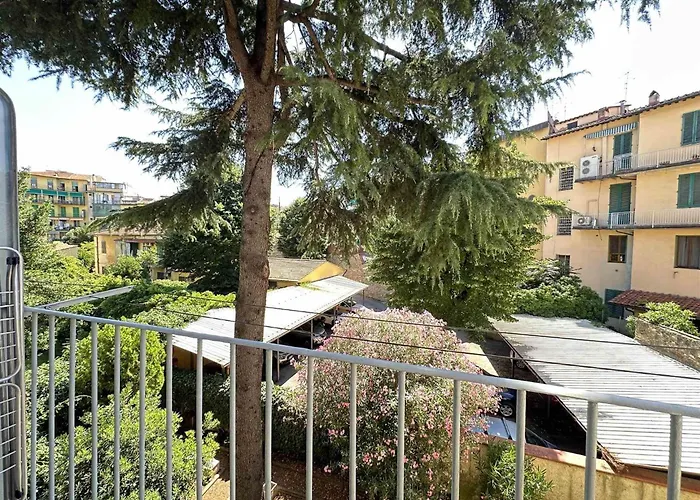 Suite Borgo Verde-5 Minutes From The Station